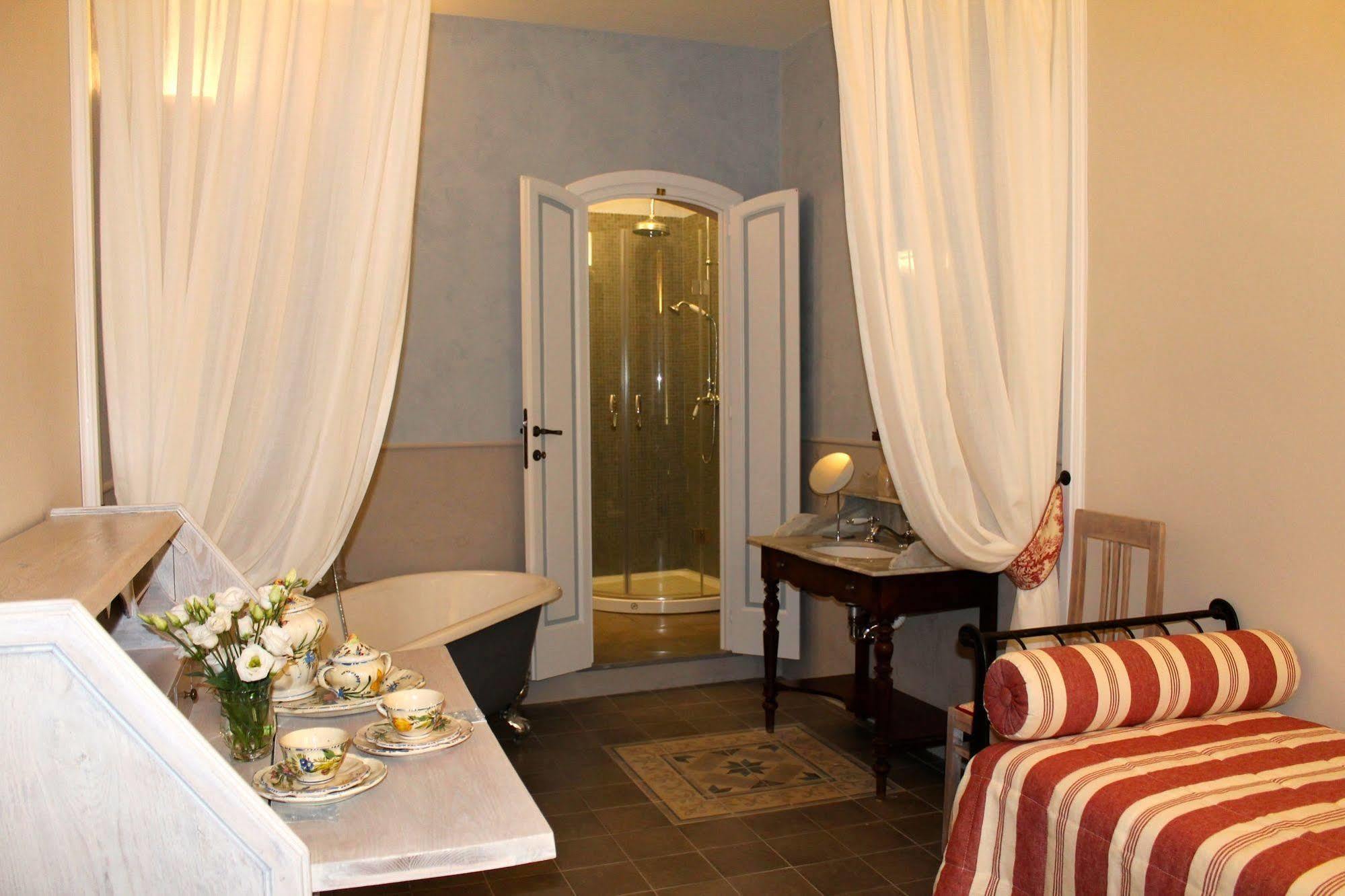 Corte Dei Neri Residenza D'Epoca Bed & Breakfast Florence Exterior photo